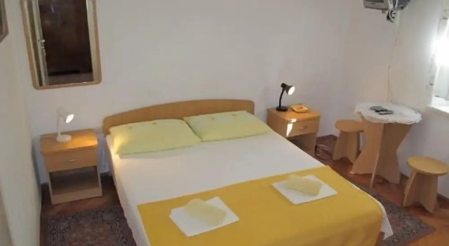 Apartments Slobodanka, Забронировать Апартаменты/квартира Отели Макарска с бассейном, рядом с Собор Св. Марка, Бассейн