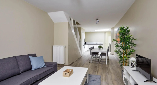 Lovely apartment in Blankenberge with balcony, Rezerwuj Apartament Hotele w Bruksela z parkingiem, Parking