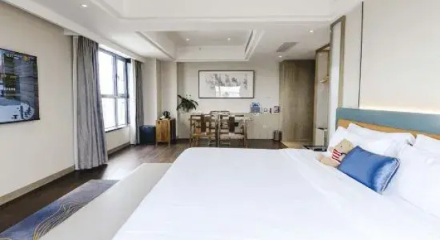 Люкс Zi Yu Hotel