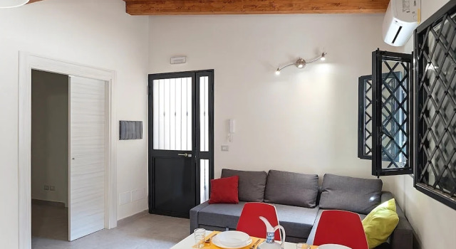 Apartment Downtown, Забронировать Апартаменты/квартира Катания Сицилия, рядом с Парк Вилла Беллини