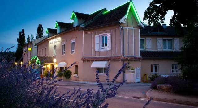 Hotel Le Relais De Farrou, Boek Hotel Villefranche-de-Rouergue Aveyron
