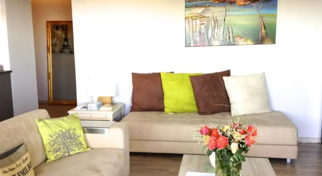 Cannes Golf Apartment