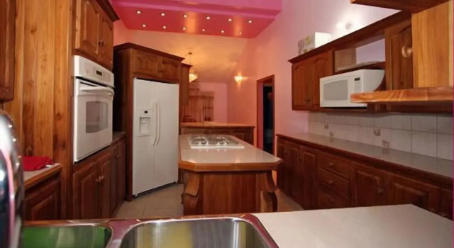 Sheppy's Den Villa