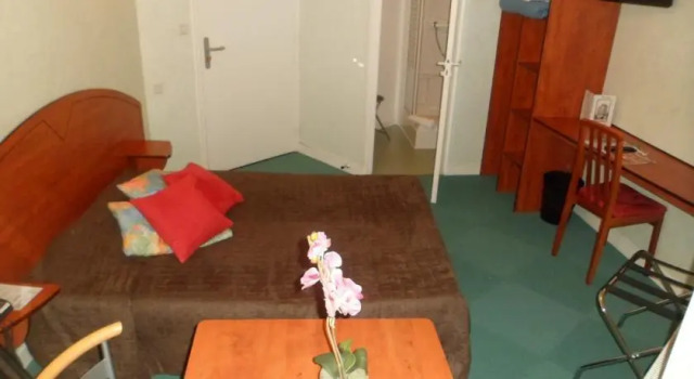 Arobase Hotel, Varaa Hotelli Laval 
