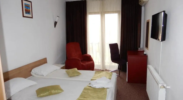 RHC Royal Hotel