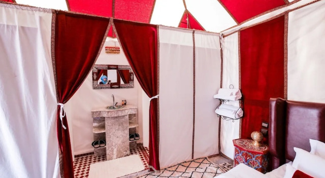 Sahara Magic Luxury Camp, Rezervovat Hotel Hotely v Meknes-Tafilalet s parkováním, Parkování