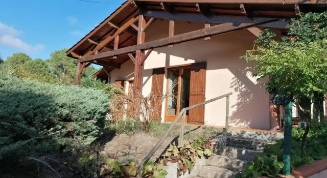 Коттедж Maison au dessus du lac de Biscarrosse