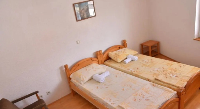 Полулюкс Apartment and Studio Damjan