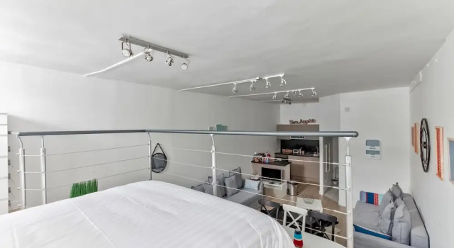 33 - Flat Av des Champs-Élysées, Забронировать Отель Отели Парижа 3 звезды, 3*