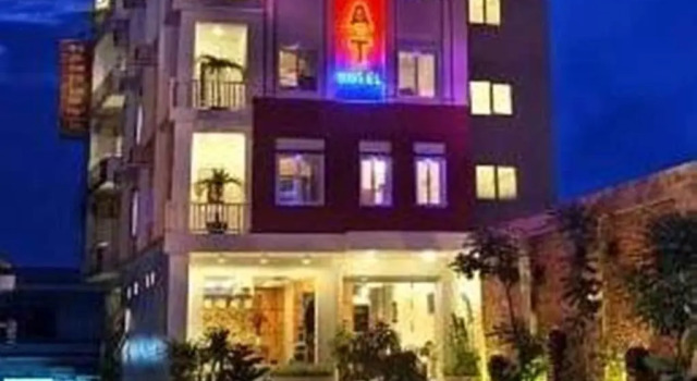 Четырёхместный люкс Executive с видом на реку Hanh Dat Hotel Hue