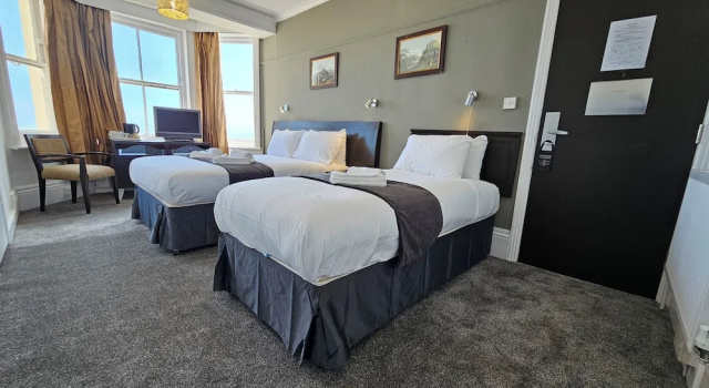 Семейный номер Standard The Strand Hotel