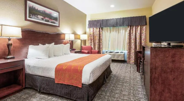 Двухместный номер Standard с балконом Best Western Rocky Mountain Lodge
