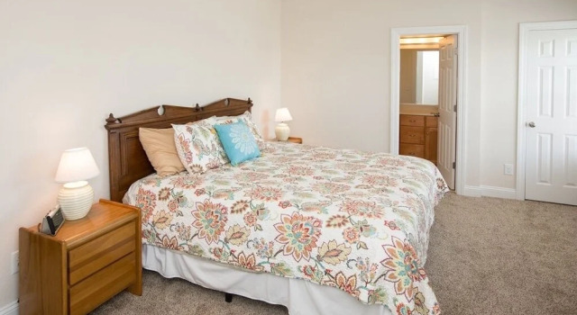 Serenity Now 4 Bedroom Condo by Redawning, 预订 酒店 弗吉尼亚海滩 弗吉尼亚州
