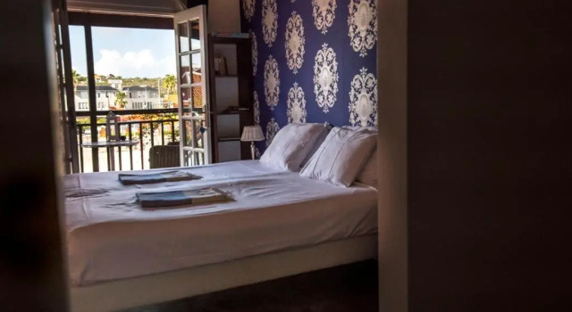 Полулюкс с балконом PM78 Boutique Apartments
