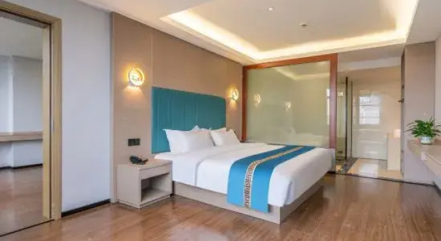 Люкс Deluxe Jiangwan Peninsula Hotel