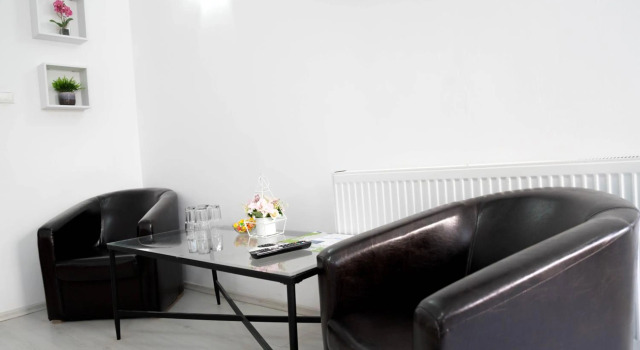 Casa Alis, Забронировать Отель Орадя Бихор