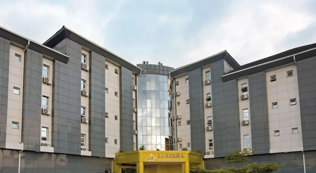 La Regia Airport Hotel, Book Hotel Hotels in Lagos with a Pool, Swimming Pool