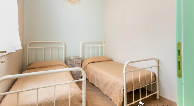 Sr-f943-gmar0bct - Country Chic, Book Vacation Home Hotels in Sicily with Parking, Parking
