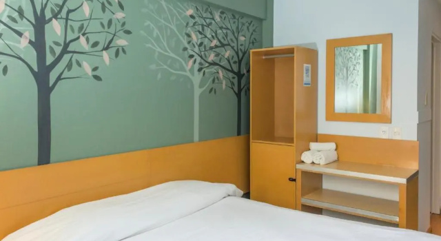 Двухместный номер Standard Circus Hostel