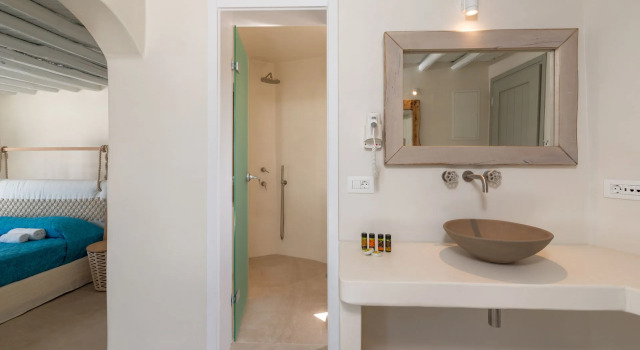 Полулюкс Legacy Suites