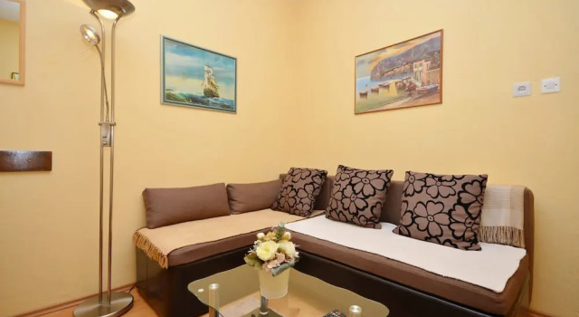 Apartments M&R ŠPADINA, Забронировать Апартаменты/квартира Отели Водице с парковкой, рядом с Частный Пляж Отеля «Кристина», Парковка