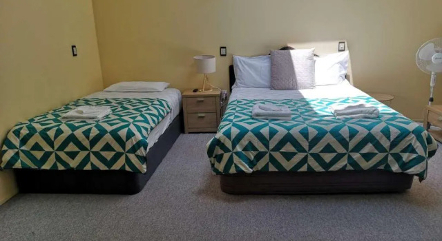 Студия Deluxe Ace Motor Lodge