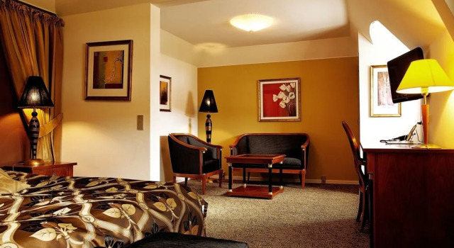 Hotel Tønderhus, Rezerwuj Hotel Hotele w Sønderjylland z parkingiem, Parking