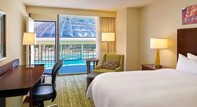 Четырёхместный номер Deluxe Marriott Chicago O’Hare