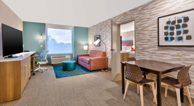Четырёхместный люкс Home2 Suites By Hilton Battle Creek