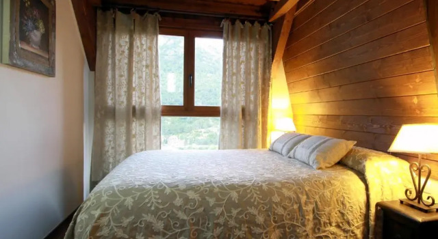 Camera Standard Charming Escarrilla