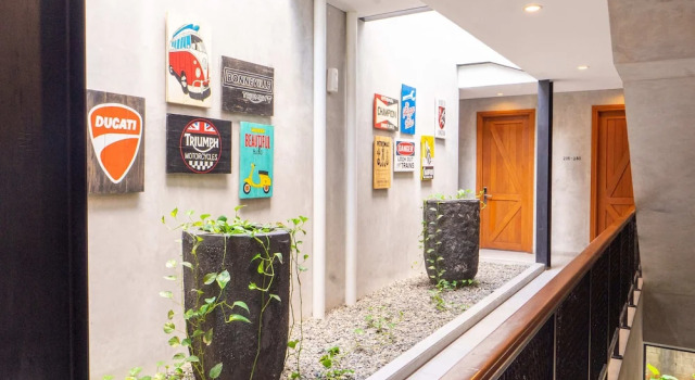 Summerville Hotel & Coffee Shop