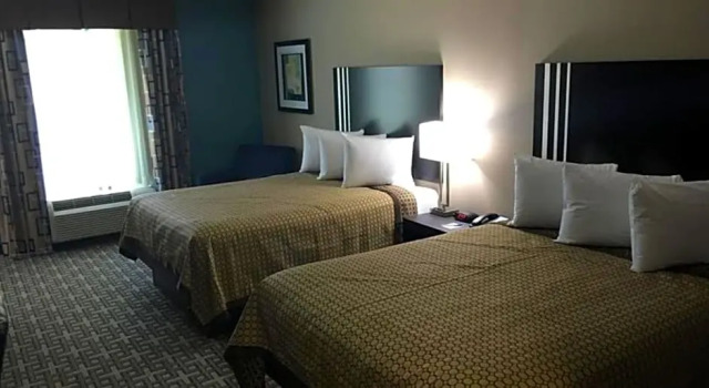 Люкс Deluxe Americas Best Value Inn & Suites