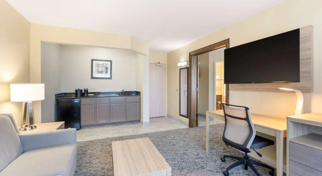 Двухместный люкс Best Western Glenview - Chicagoland Inn and Suites