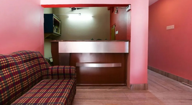 Spot On 38541 Nirmalyas Maharaja