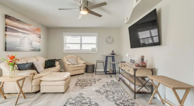 1 Mi to Dtwn: Home w/ Furnished Patio in Pensacola, 预订 度假屋 彭萨科拉海滩 Panhandle Florida