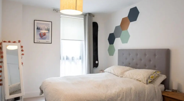 Cozy Modern Apartment In East London