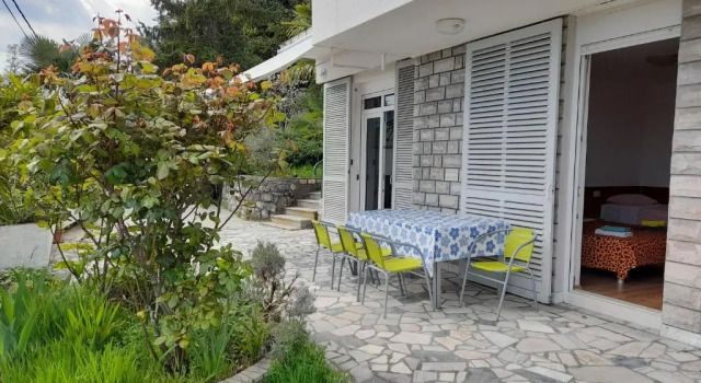Апартаменты с 2 комнатами с видом на море Apartments Kiki