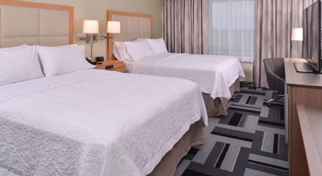 Четырёхместный номер Standard Hampton Inn and Suites Ames, IA