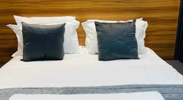 Ques Self Catering Apartments, Varaa Huoneisto Gaborone Botswana