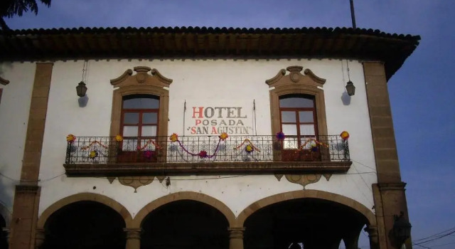 Posada de San Agustin, Book Hotel Hotels in Michoacan with Breakfast, Breakfasts