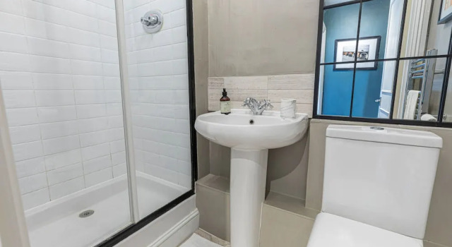 Апартаменты с 2 комнатами с балконом JOIVY Stylish 2-bed Flat w/ Terrace Near Battersea Park