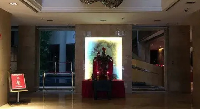 Kingdom Rich Hotel, Book Hotel Fuping Shaanxi