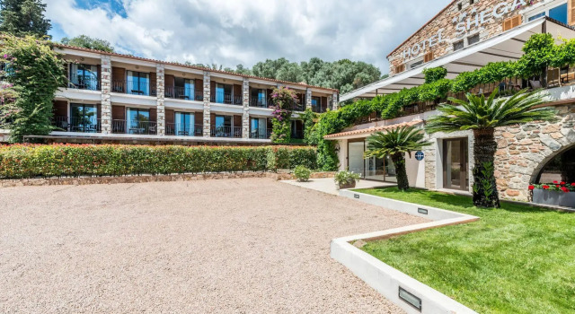 Hotel Shegara, Rezerwuj Hotel Hotele w Korsyka ze śniadaniem, Śniadanie