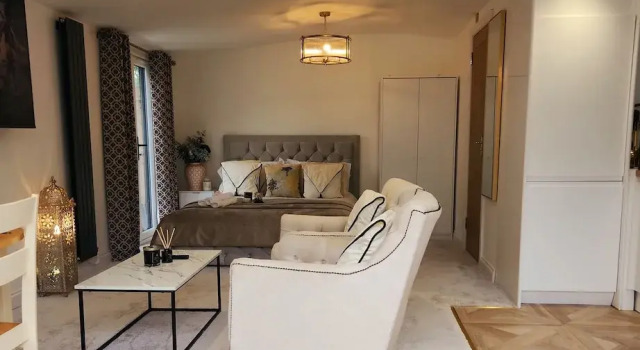 Luxury Studio - Ideal for Couples, Забронировать Отель Отели Англии 3 звезды, 3*
