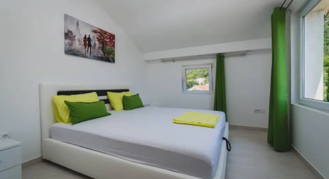 Apartments KOVAC, Забронировать Апартаменты/квартира Тиват Округ Тиват, рядом с Пляж Вайкики
