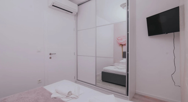 Апартаменты Deluxe Apartments Pool Villa Aldura