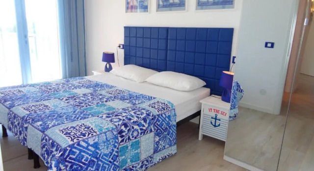 Wonderful Beachfront Apartment-beahost, Забронировать Апартаменты/квартира Каорле Линьяно-Ривьера