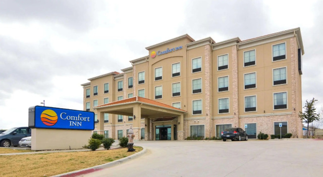 Четырёхместный номер Standard Comfort Inn & Suites Fort Worth West I-30 NAS JRB