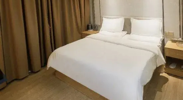 Biznes suite Sihui Dilong Theme Hotel