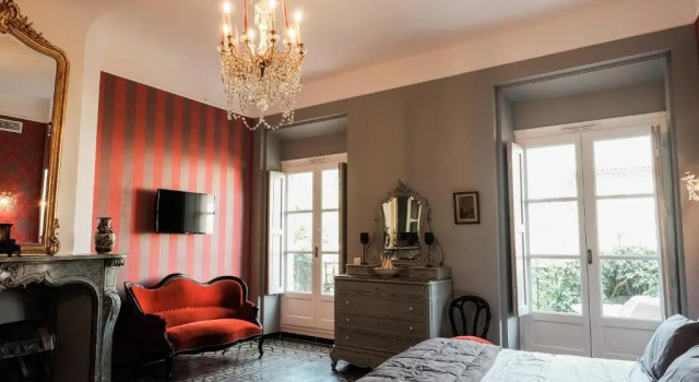 Двухместный номер Deluxe с балконом Les suites de Peyrat